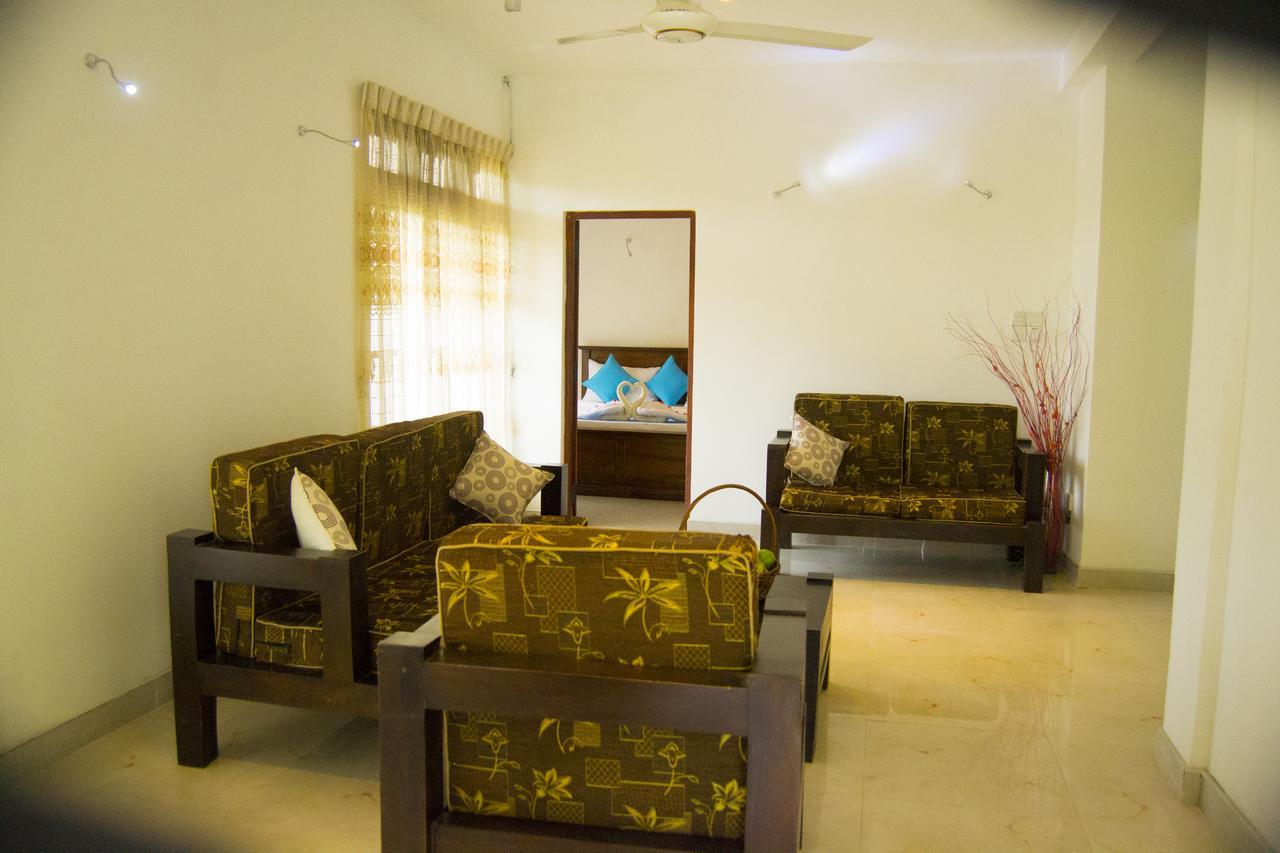 Heavens Door Guest Inn Kandy Esterno foto